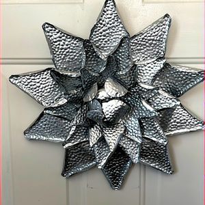 Better Homes & Gardens Dahlia Outdoor Wall Art